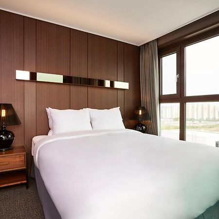 Raonstay in Perla Hotel Jinju Bagian luar foto