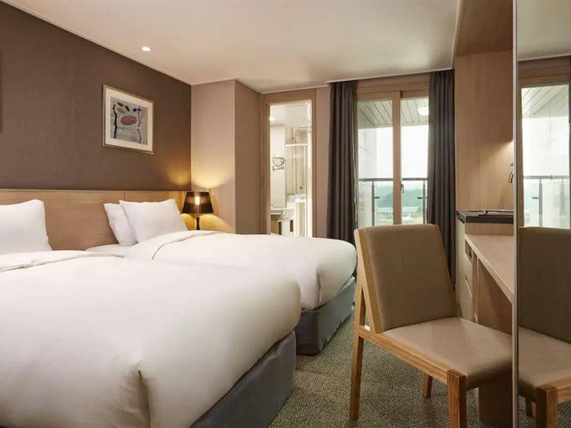 Raonstay in Perla Hotel Jinju Bagian luar foto