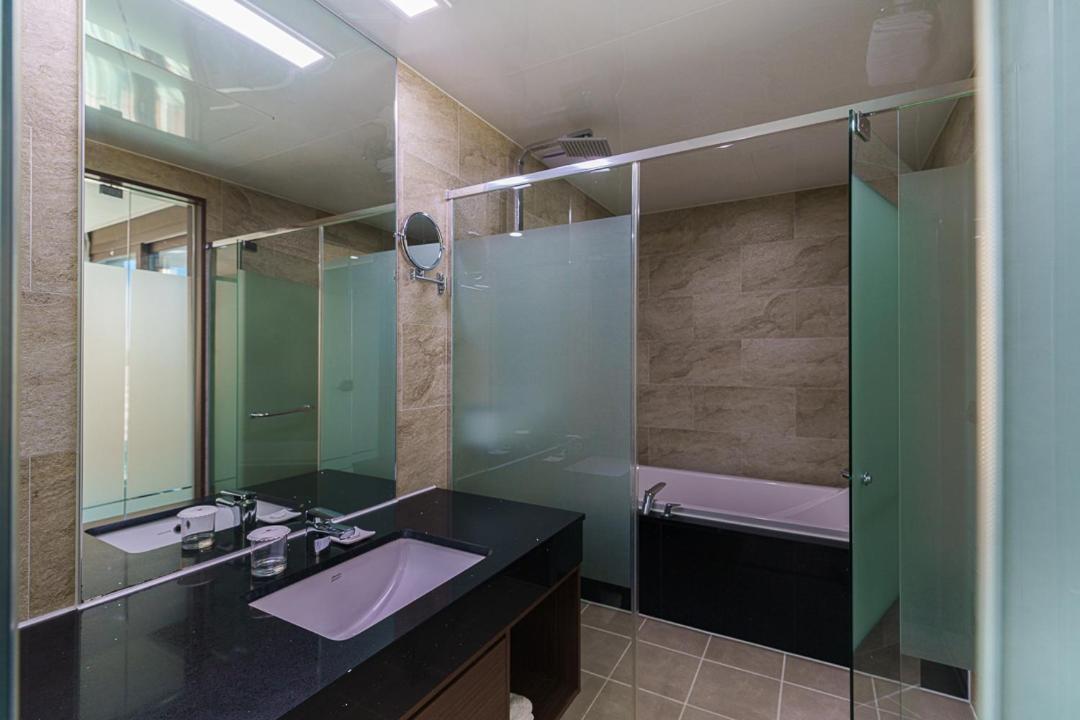 Raonstay in Perla Hotel Jinju Bagian luar foto