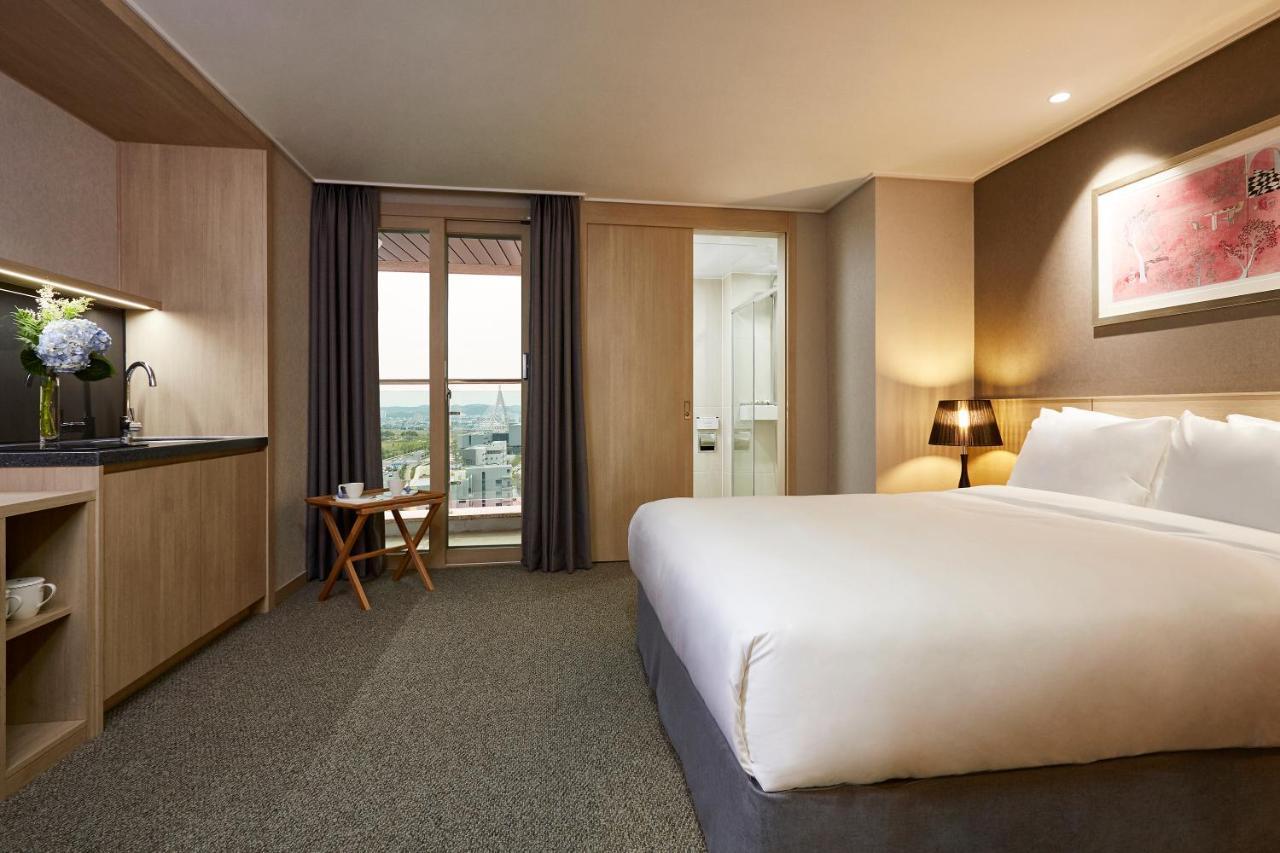 Raonstay in Perla Hotel Jinju Bagian luar foto