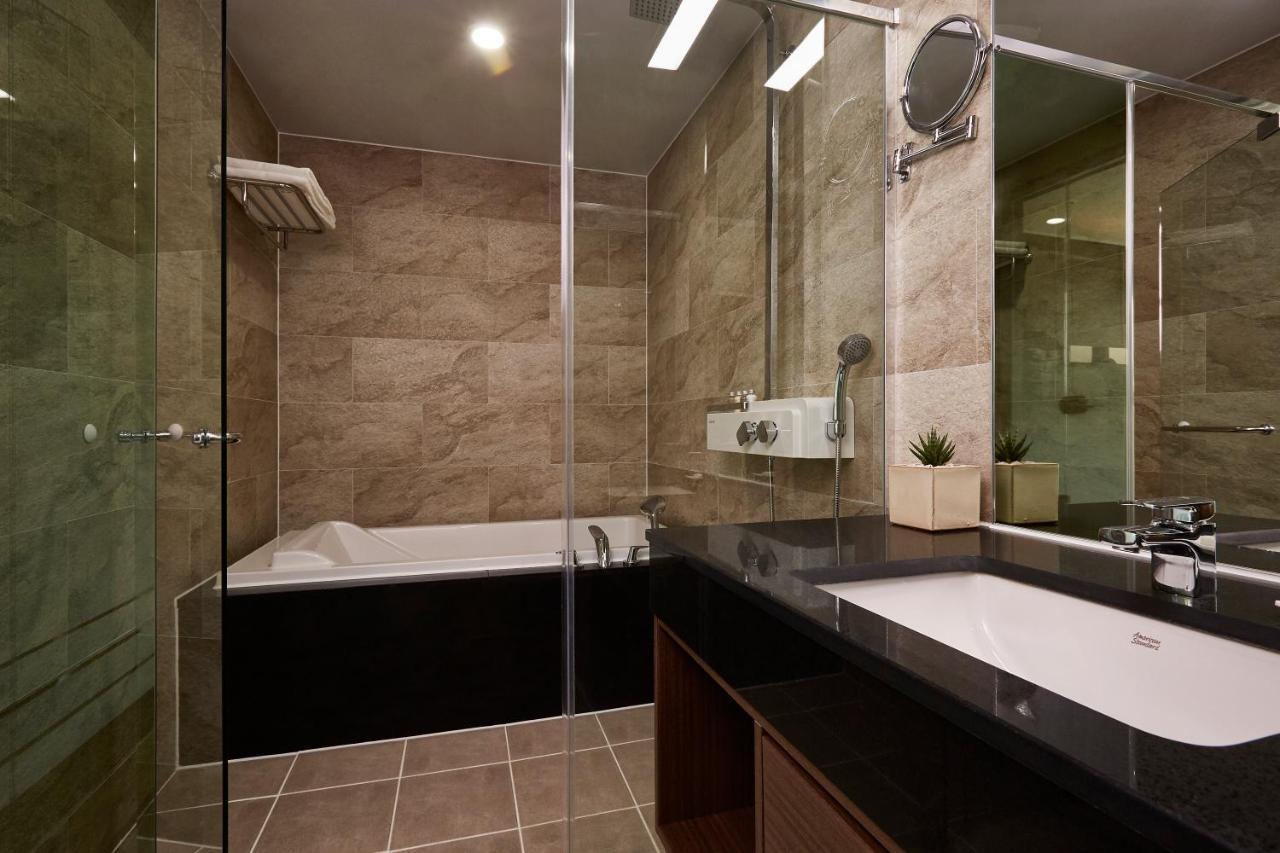 Raonstay in Perla Hotel Jinju Bagian luar foto