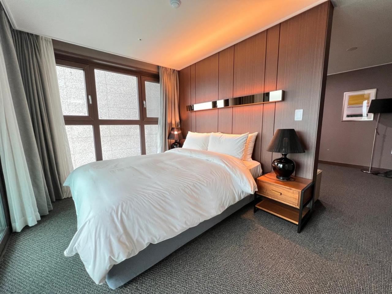 Raonstay in Perla Hotel Jinju Bagian luar foto